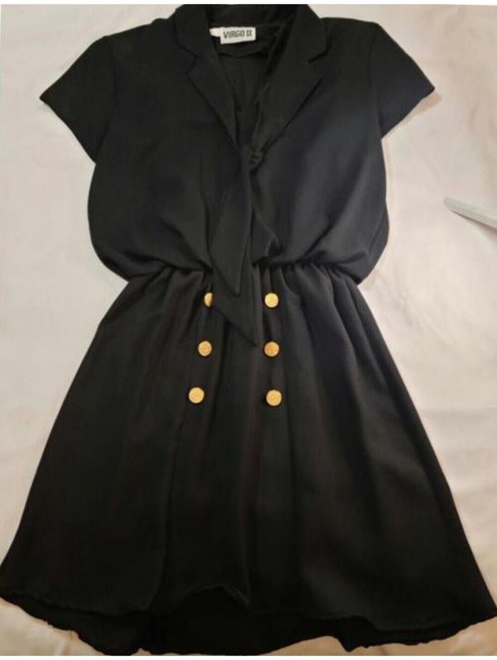 Virgo II V-Neck SS Mini Dress  Womens Size Medium Tie Collar Gold-Toned Buttons
